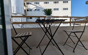 Zuzu Studio Apartments